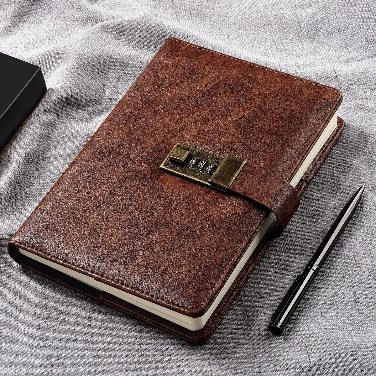 Tagebuch mit Schloss – A5 Journal mit Stift & Geschenkbox in Lederoptik