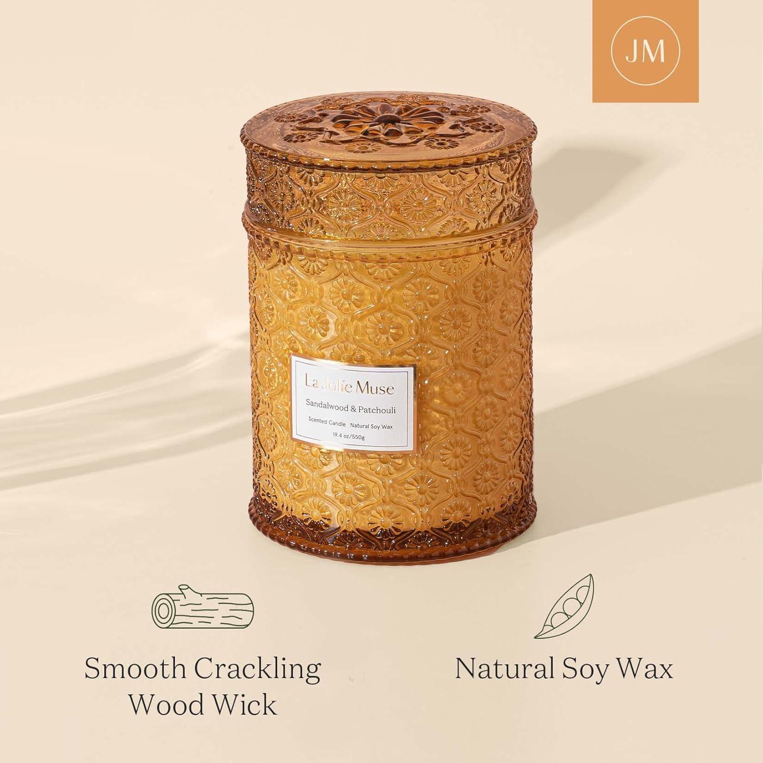 La Jolíe Muse Sandelholz Sojakerze im Glas 550g - Holzdocht, Große Duftkerze, 90 Std. Brenndauer