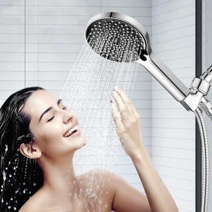 Wassersparender Regenduschkopf mit 3