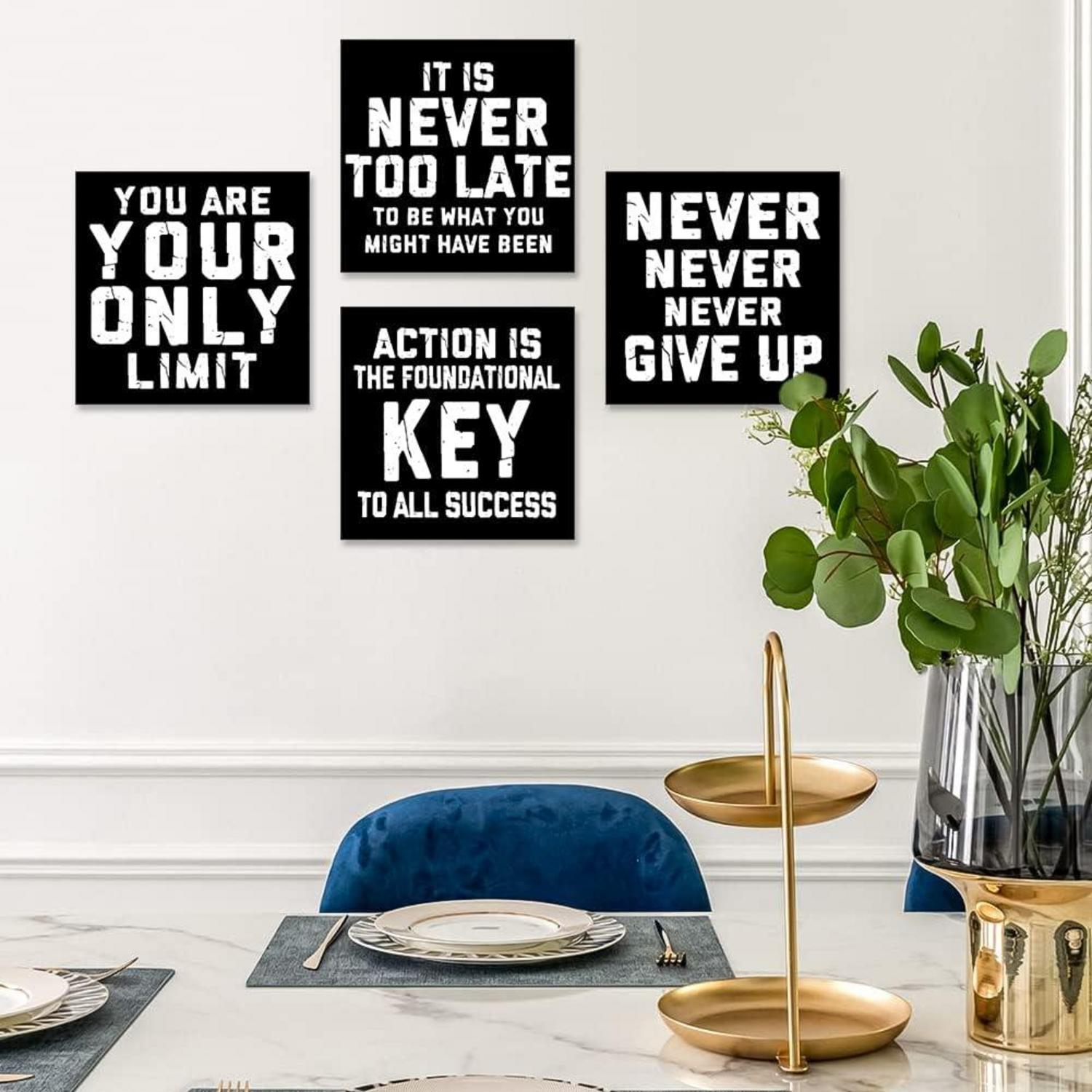 Moderne Leinwandbilder mit Inspirierenden Zitaten - 4-teilig - Schwarz - 30x30cm