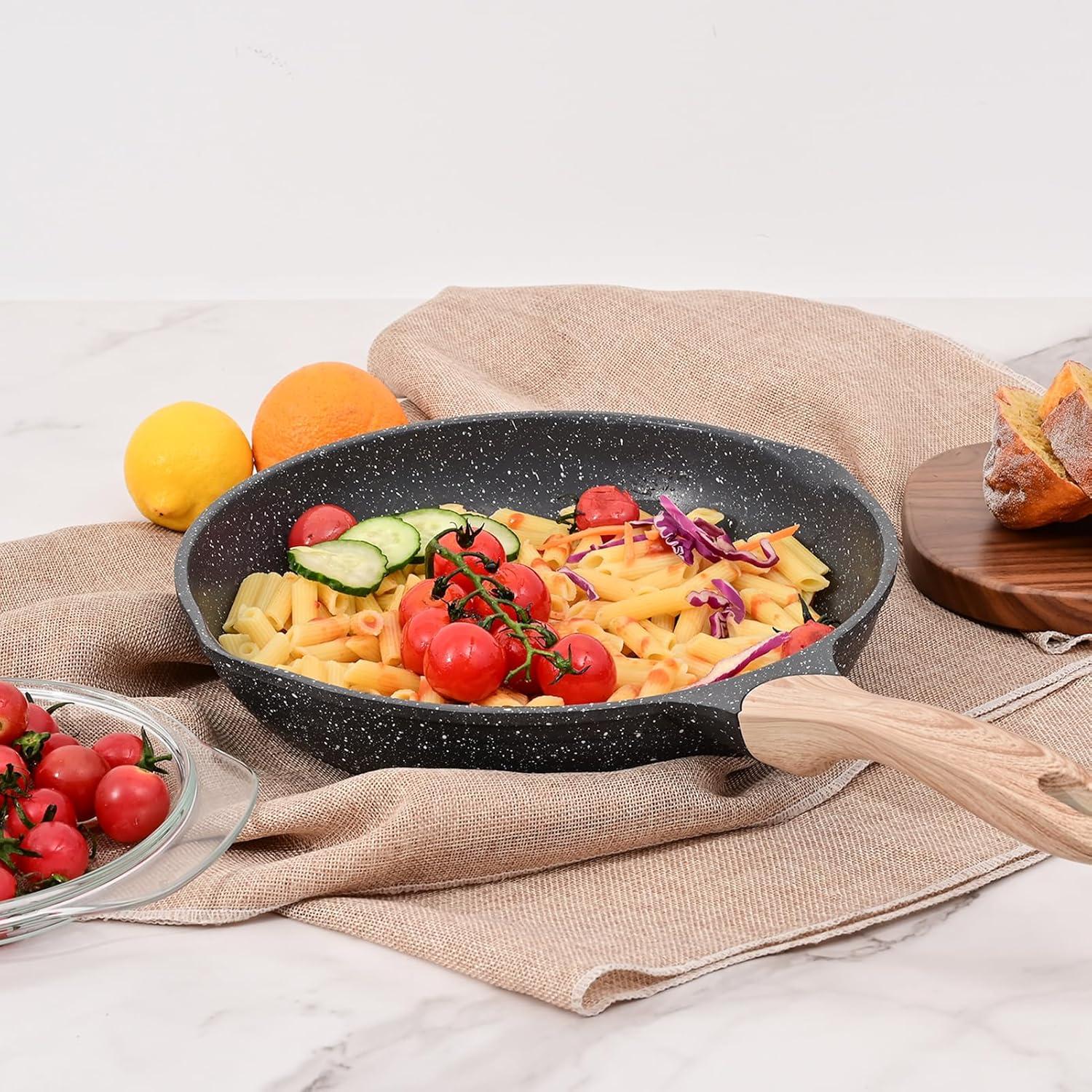 JEETEE Aluminium Bratpfanne 20 cm Induktion Gas langlebig ergonomisch sicher PFOA-frei Grau