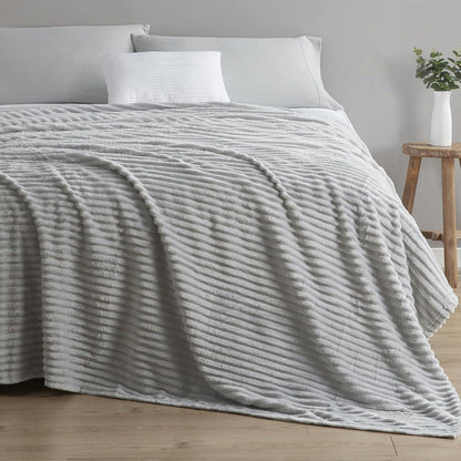 Kuscheldecke 100 x 150 cm Graue Decke Sofadecke