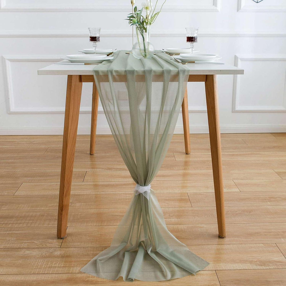 Chiffon Tischläufer Salbeigrün 400cm x 75cm, elegant & durchscheinend