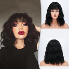 Kurze Bob Perücke mit Pony Lockige Gewellte Synthetische Cosplay