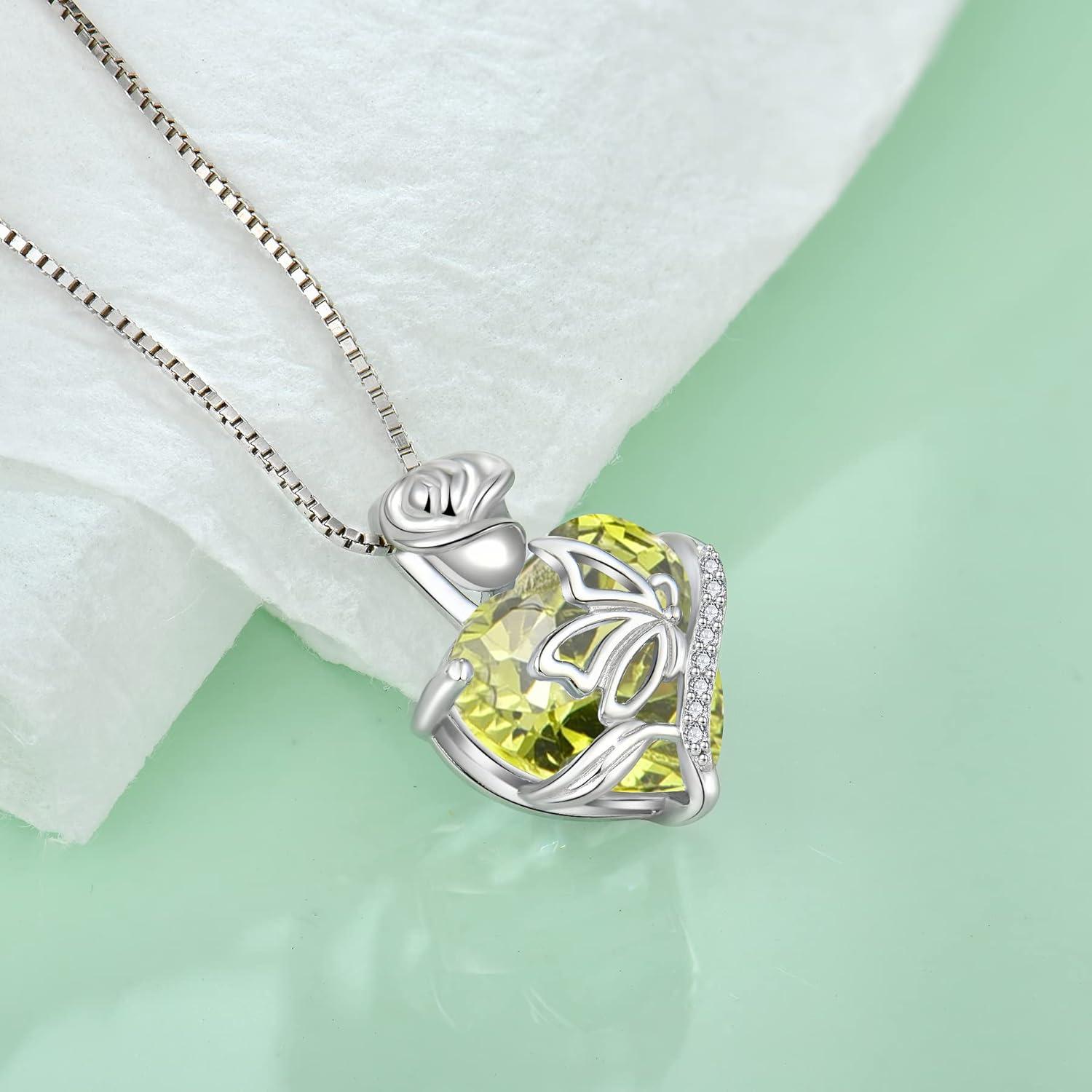 FJ Geburtsstein Herz Kette Sterling Silber Schmetterling Anhänger Halskette Peridot
