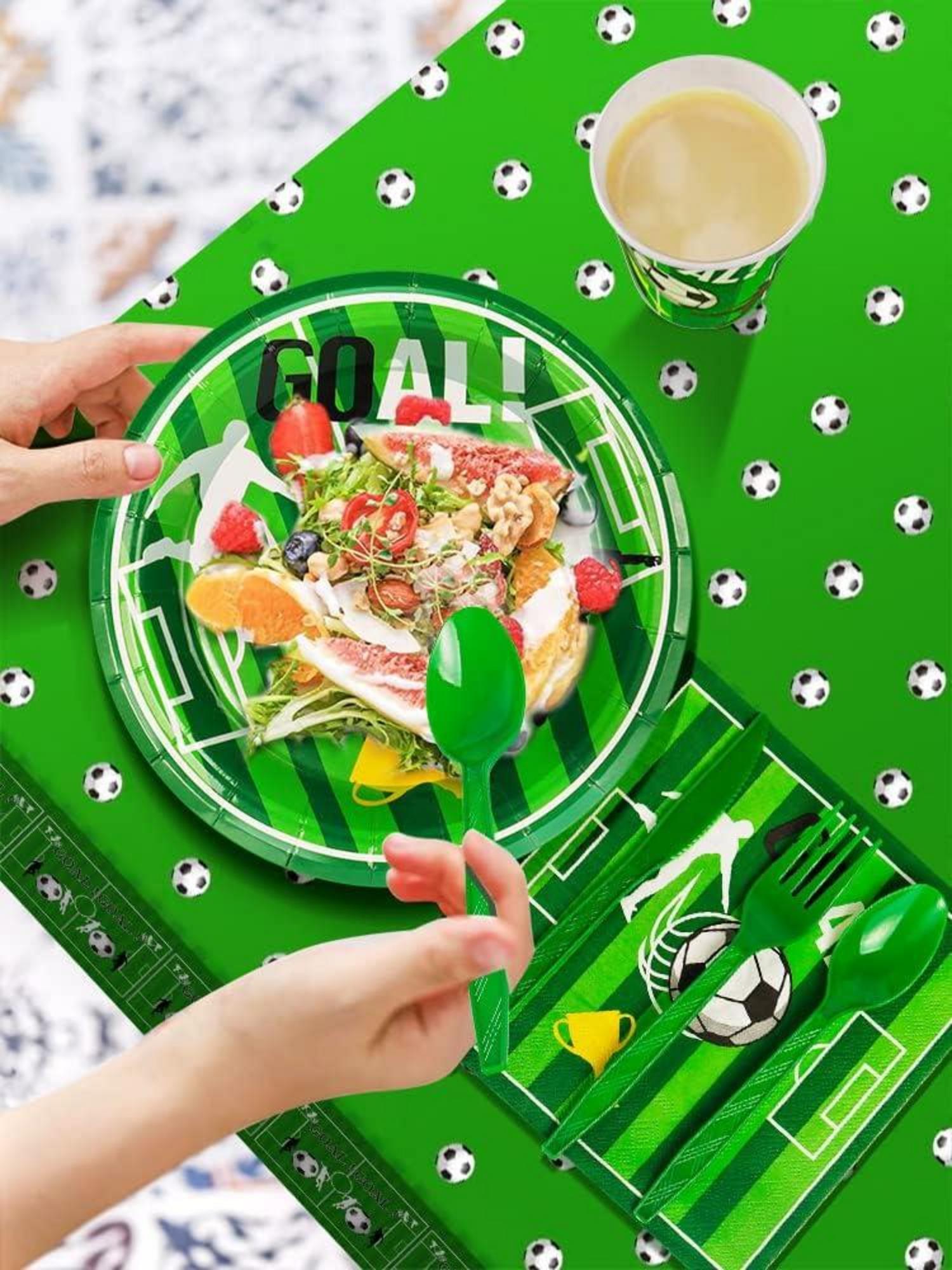 Nkaiso Partygeschirr Fussball Deko Geburtstag Set 141 Stück für Kindergeburtstag 20 Gäste