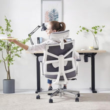 Ergonomischer Bürostuhl mit 4D