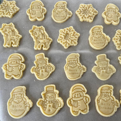 Yealoo 6-teilige Weihnachts Ausstechformen Set - 3D Kunststoff Plätzchen Keksausstecher