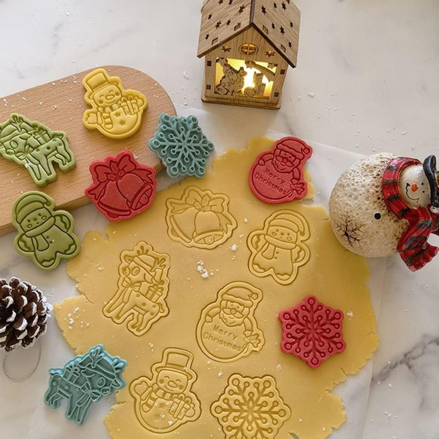 6er Set Weihnachts Ausstechformen 3D Kunststoff Plätzchen Keksformen