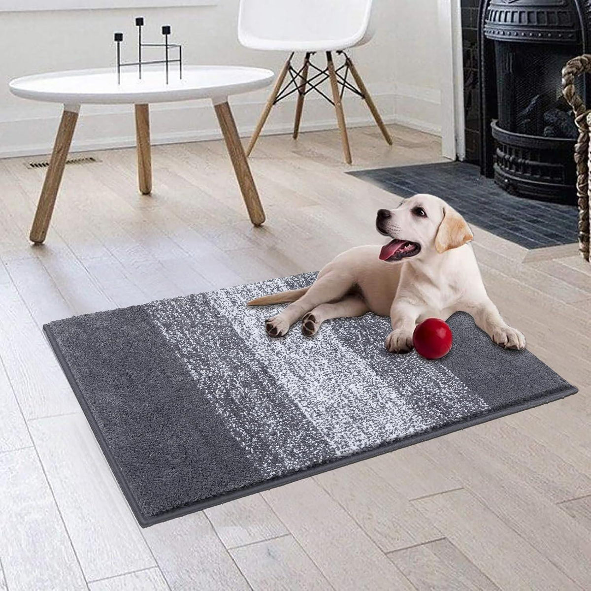 Weiche Mikrofaser Badematte Grau – Rutschfest & Saugfähig 50x80cm