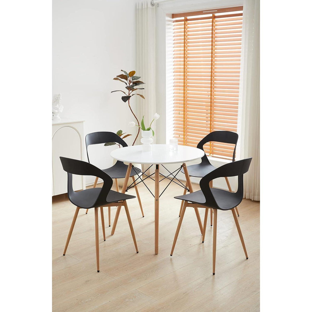 Moderner Esszimmerstuhl Set (8x) – Skandinavisch, Schwarz & Natürliche Farbe