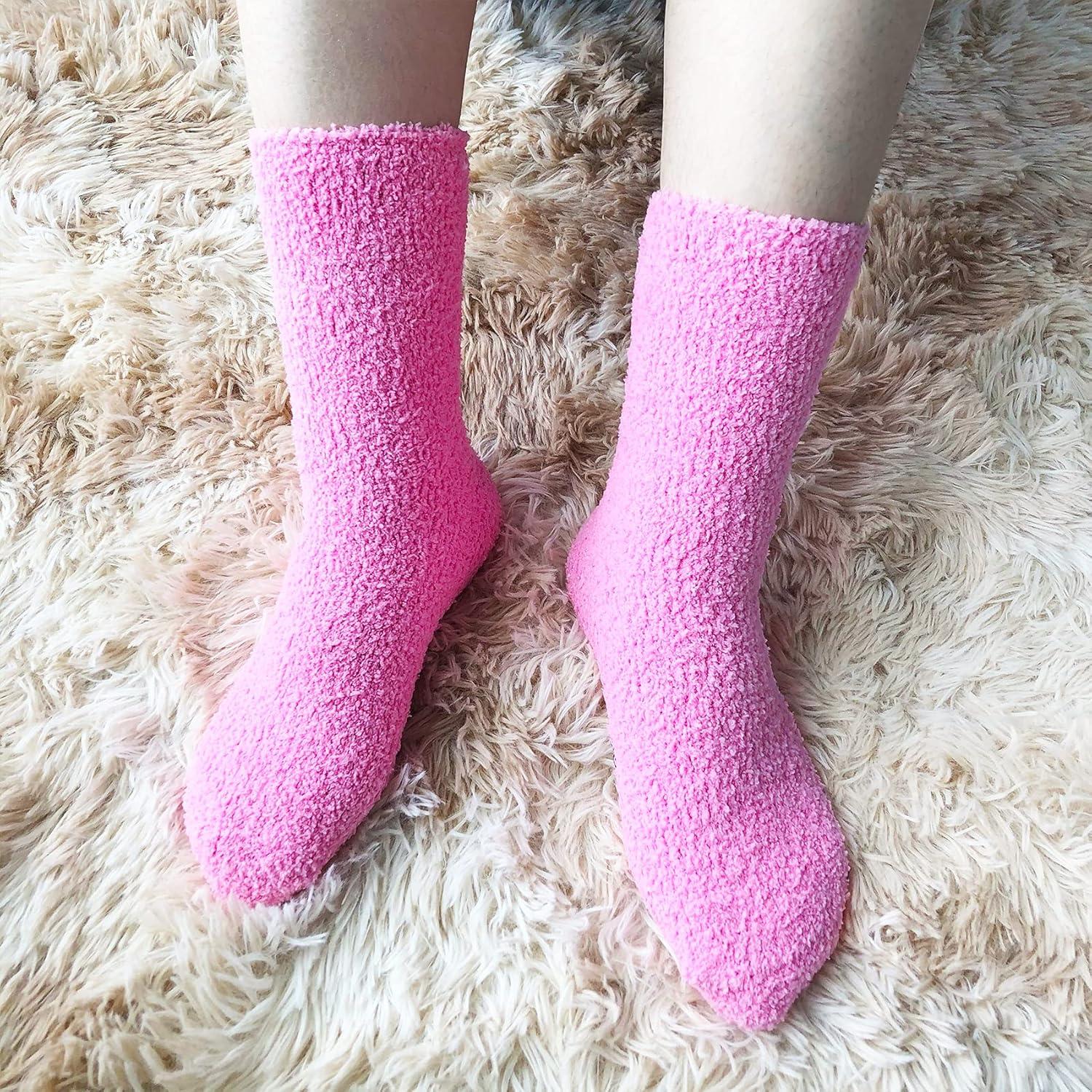 Flauschige Schokoladen-Geschenksocken mit rutschfester Sohle