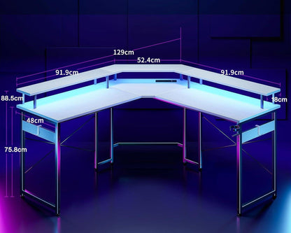 Gaming Tisch mit LED-Beleuchtung, Steckdosen, USB-Anschlüssen