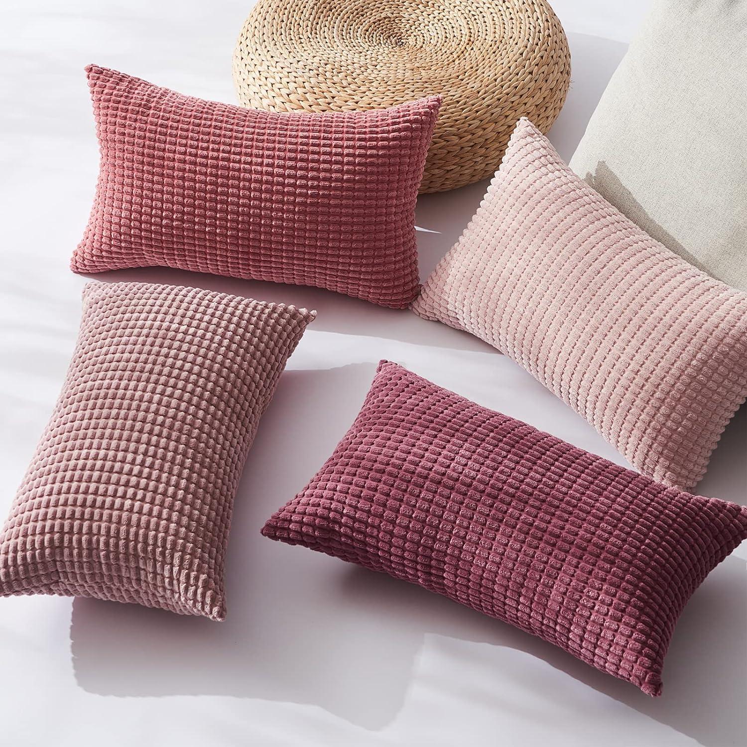 Kissenbezug 4er Set Rosa Cord Körnig 30x50 cm Farbverlauf