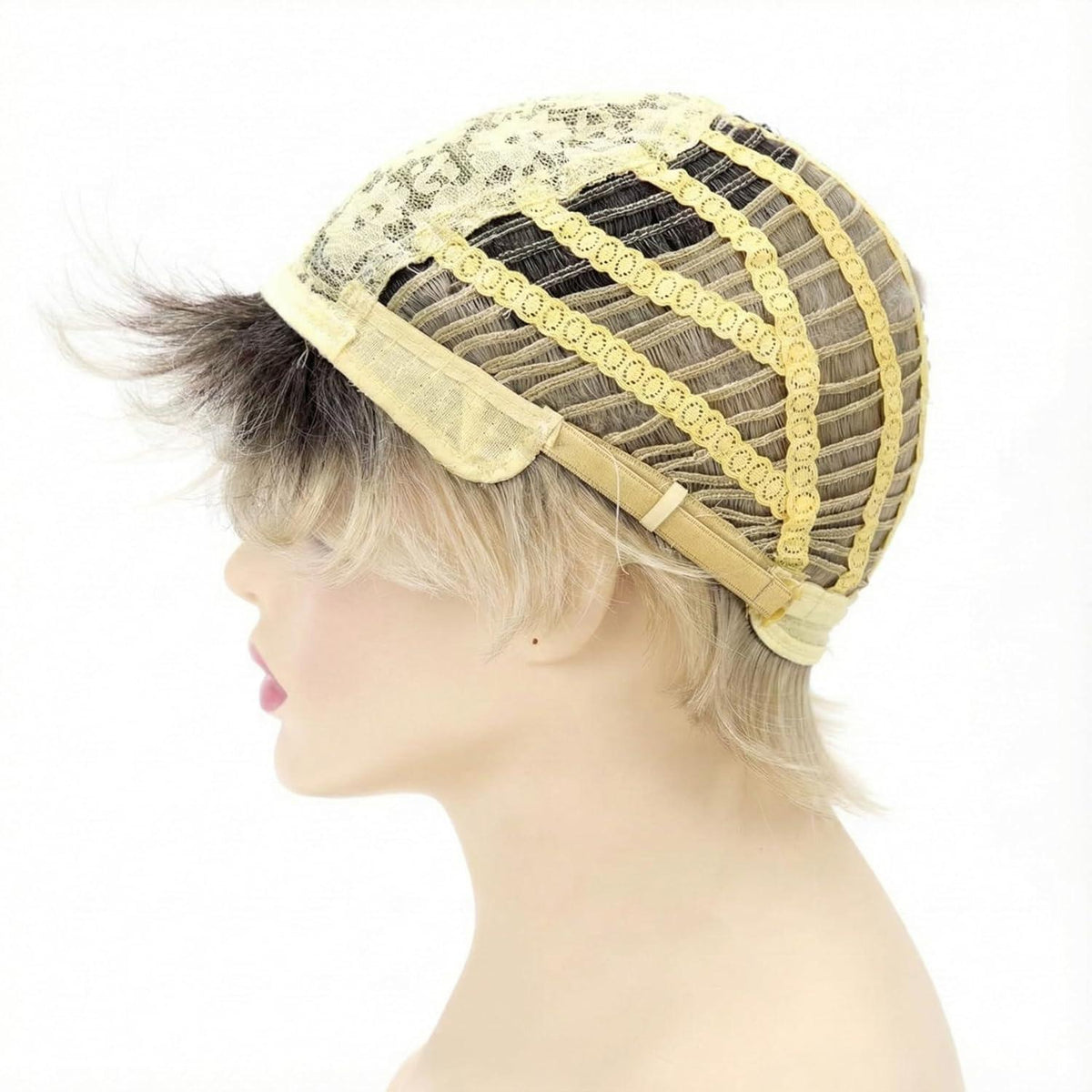 Ombre Blonde Pixie Perücke mit Pony – Kurz, flauschig & natürlich