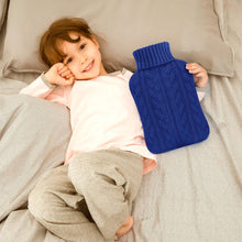 Große Wärmflasche mit weichem Strickbezug - Navy Blau