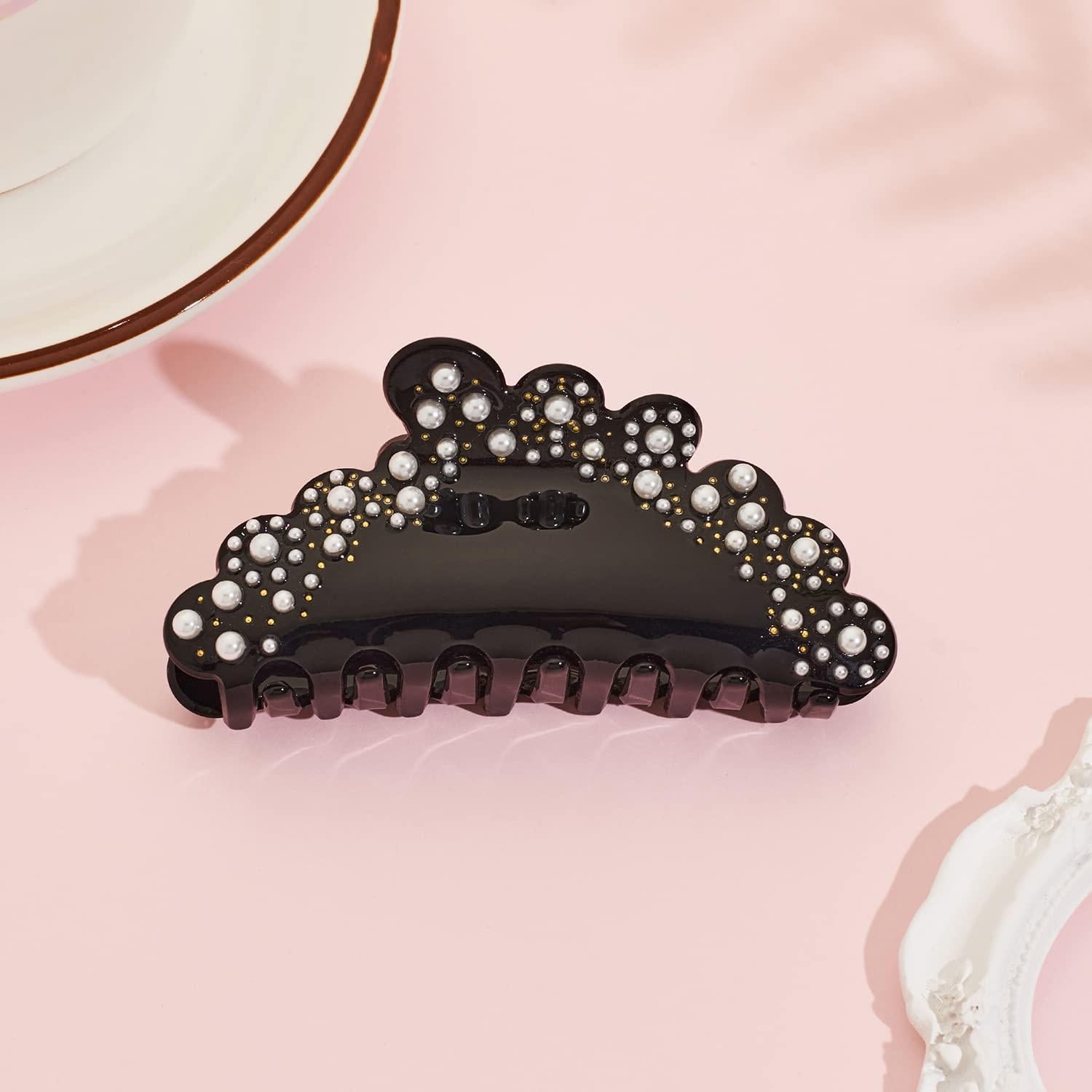 Haarklammer mit Perlenverzierung in elegantem Schwarz - Große Acryl-Haarspange