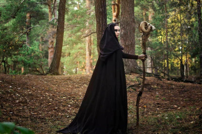 Vampir Umhang 150cm Schwarz Kapuzenumhang Halloween Kostüm