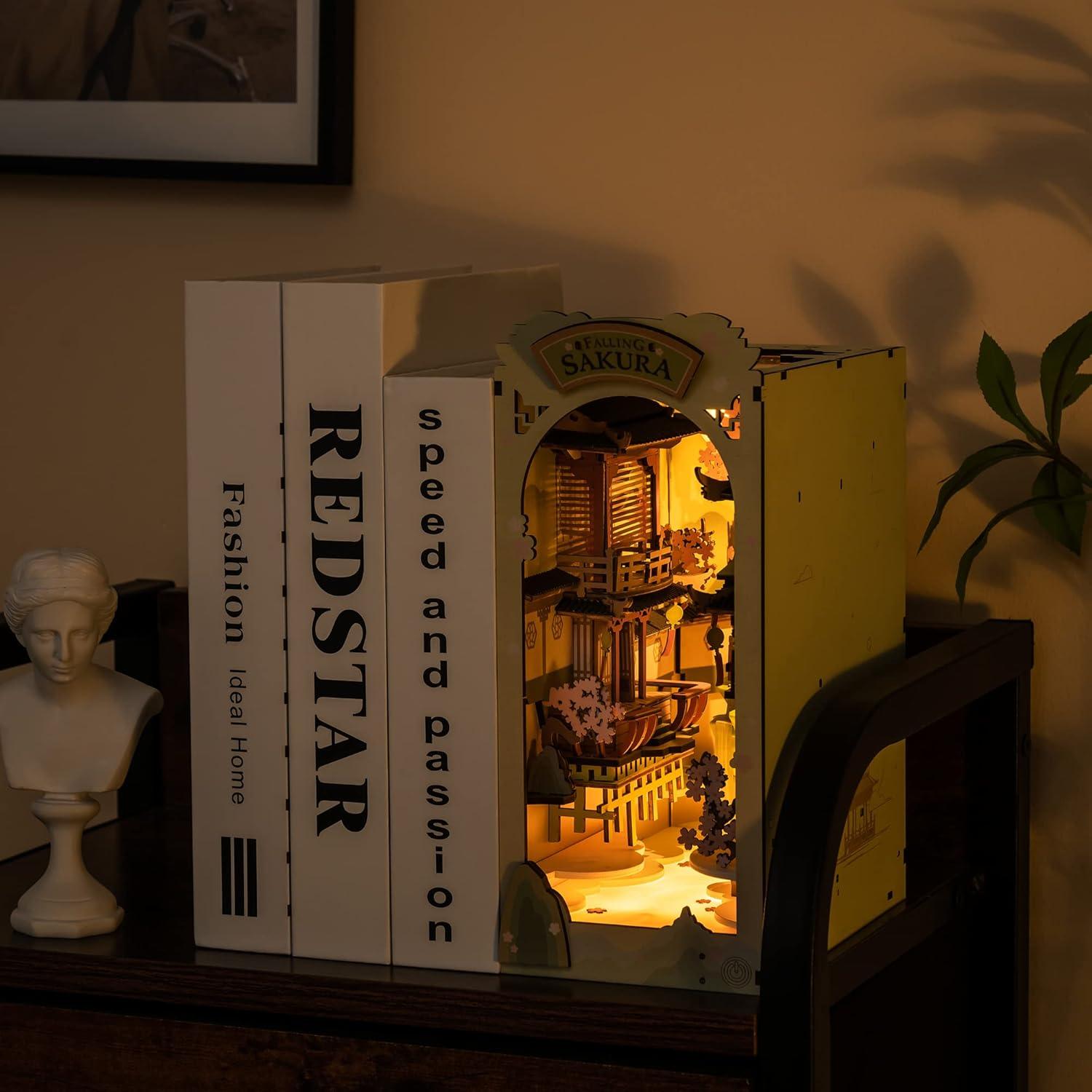 3D Book Nook DIY Miniatur Haus Set Holz Buchstützen PuzzlesWeihnachten