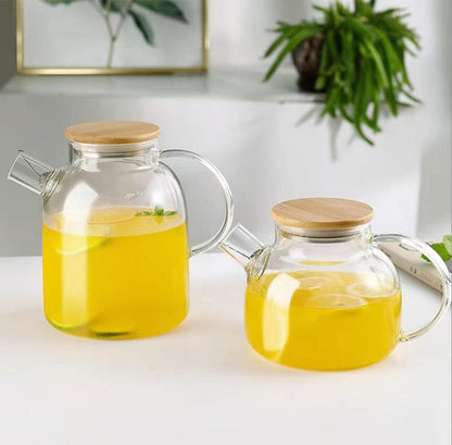 Teekanne aus Borosilikatglas 1,6 Liter mit Metallsieb und Bambusdeckel