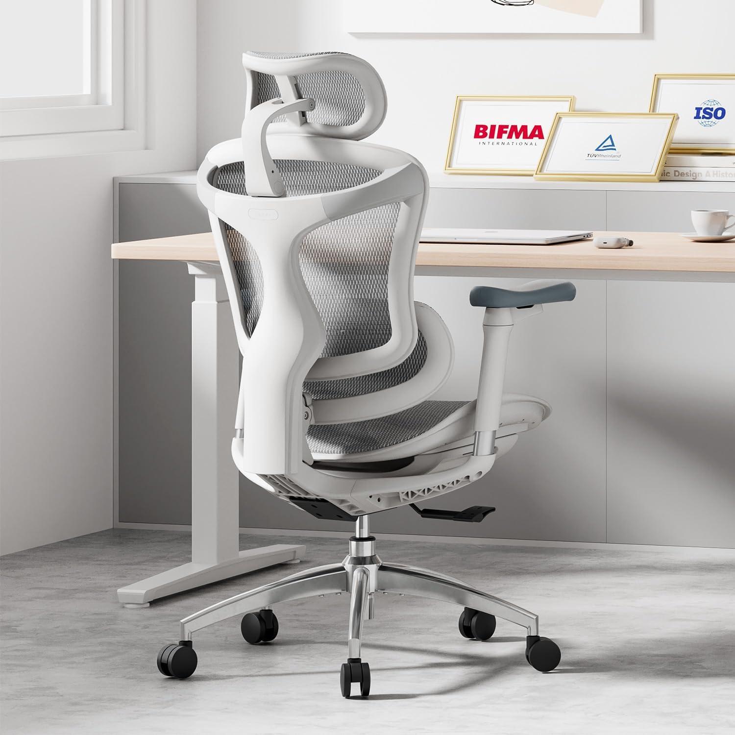 Ergonomischer Bürostuhl mit 3D-Armlehnen, Lordosenstütze