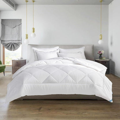 4-Jahreszeiten Bettdecke Mikrofaser 240x260 cm Weiß