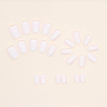 JUSTOTRY Milky Glitzer Nägel, 24 Stück Short French Press on