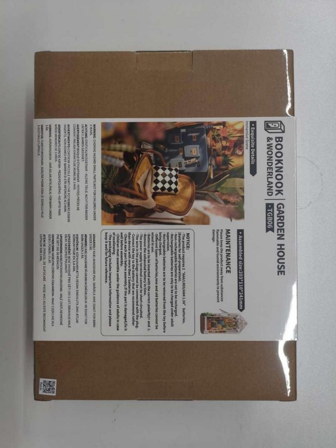 Rolife DIY Miniatur Buchstützen - 3D Puzzle Gartenhaus Kit