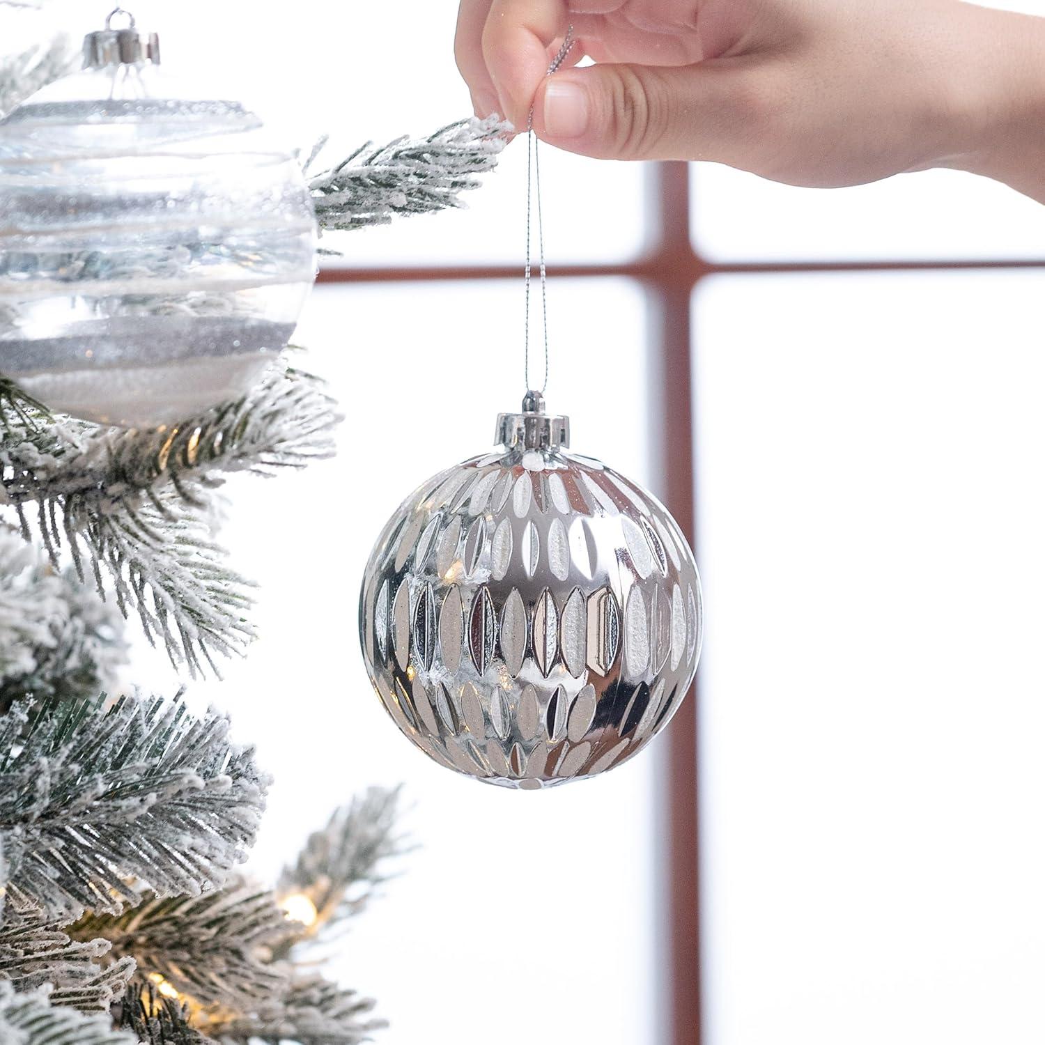 12 Weihnachtskugeln 8cm Transparent Weiß Silber Christbaumkugeln mit Aufhänger
