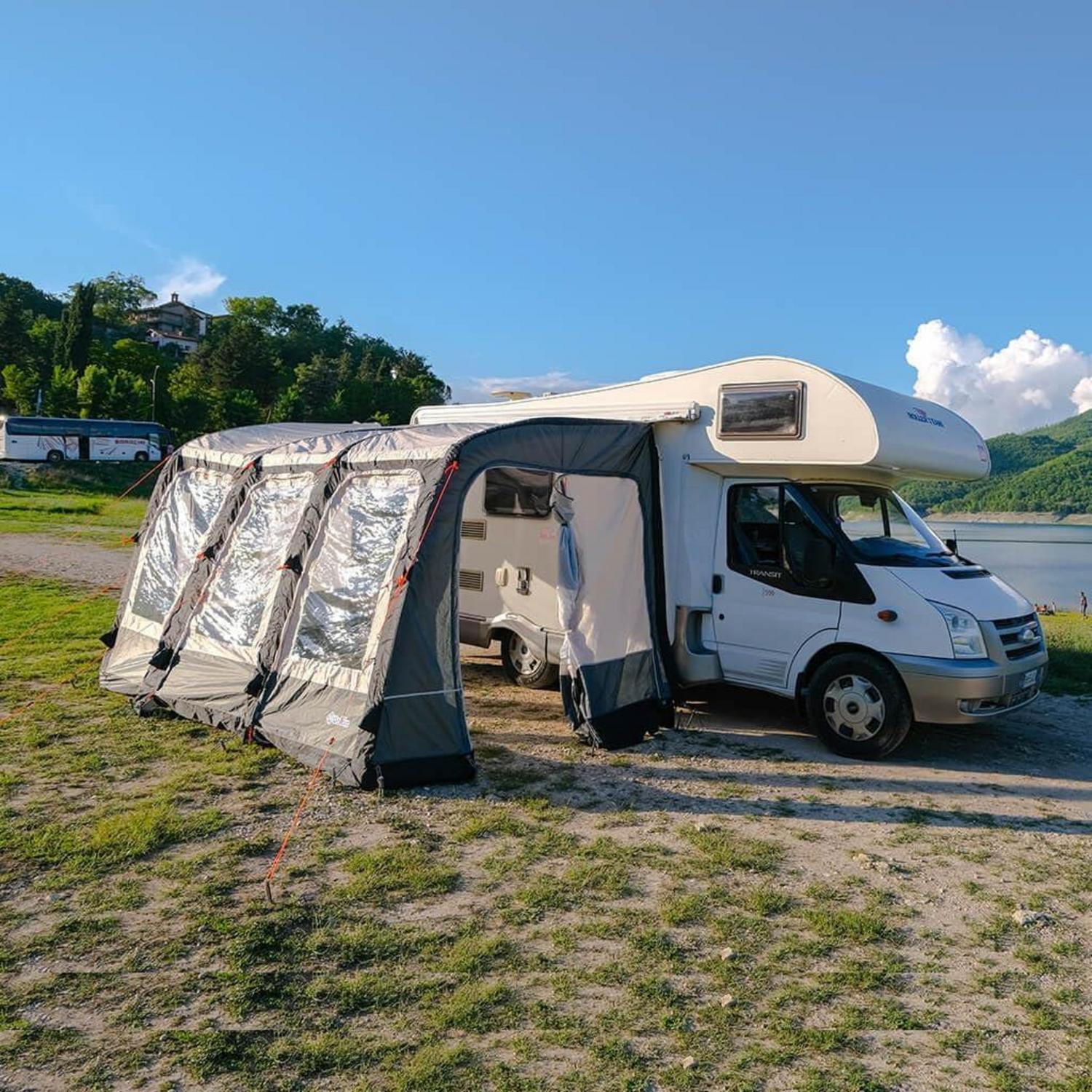 Aufblasbares Vorzelt Wonderland UV-beständig anpassbar 390 cm