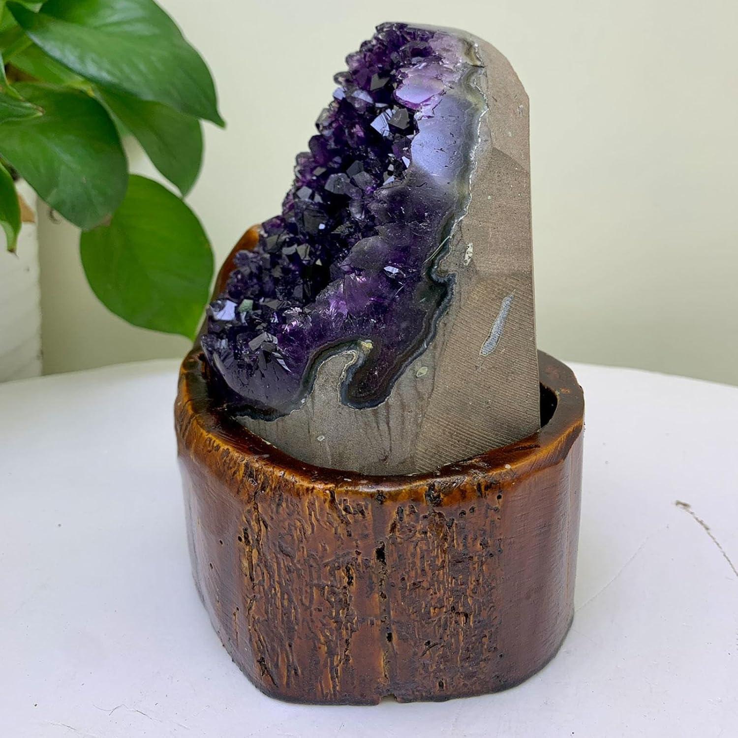 Natürlicher Amethyst-Cluster 3,75 Pfund Polierte Kanten Hexerei Geode