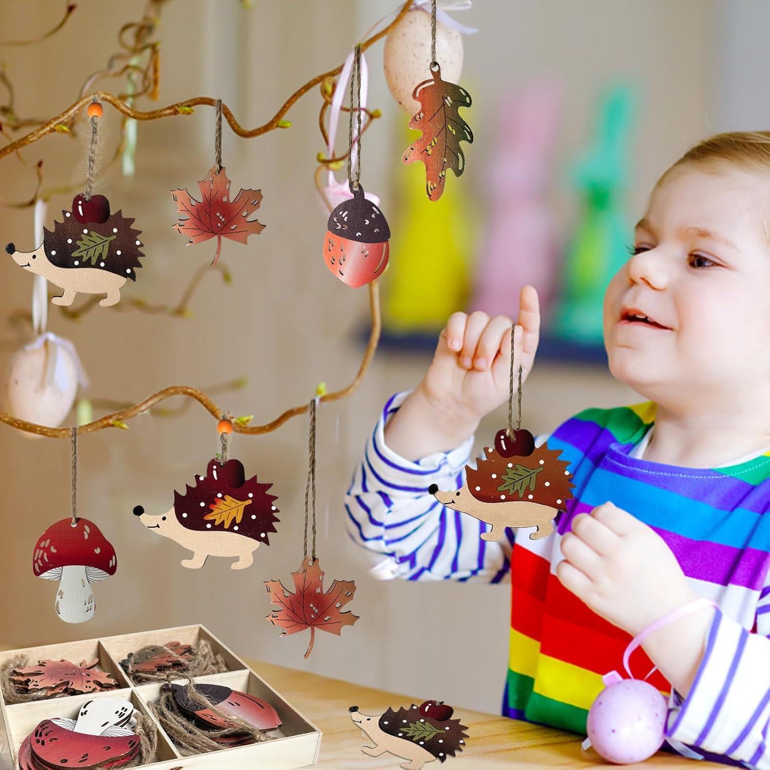 Herbst Deko Hänger 28er Set Holz, 7cm Ahornblatt Pilz Blätter Igel