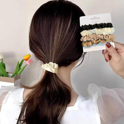 4er Set Satin Haargummi Scrunchies in 4 Farben für Mädchen