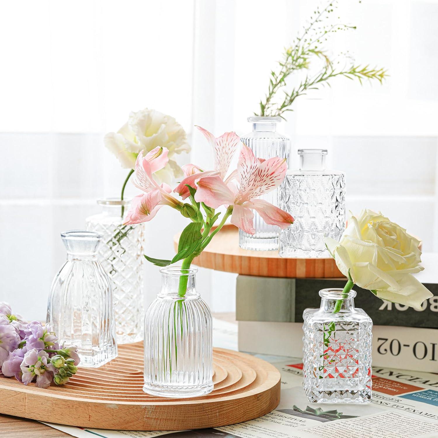 ComSaf Kleine Glasvasen Set für Tischdekoration Hochzeit Home Vintage Flasche Transparent - 12 Stück