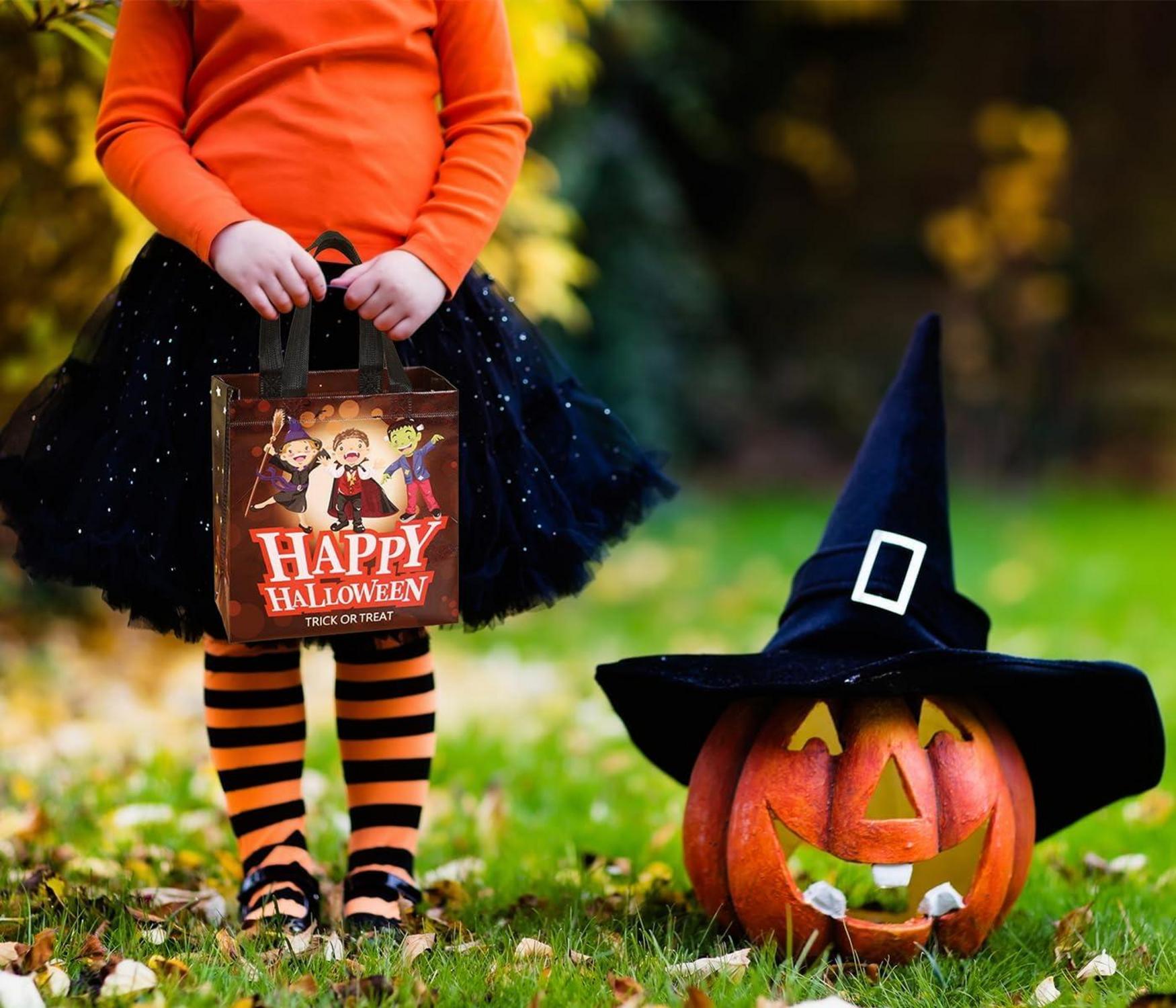 Halloween Treat Bags Tote Party Gift Goodie Wrapping 8Pcs Medium