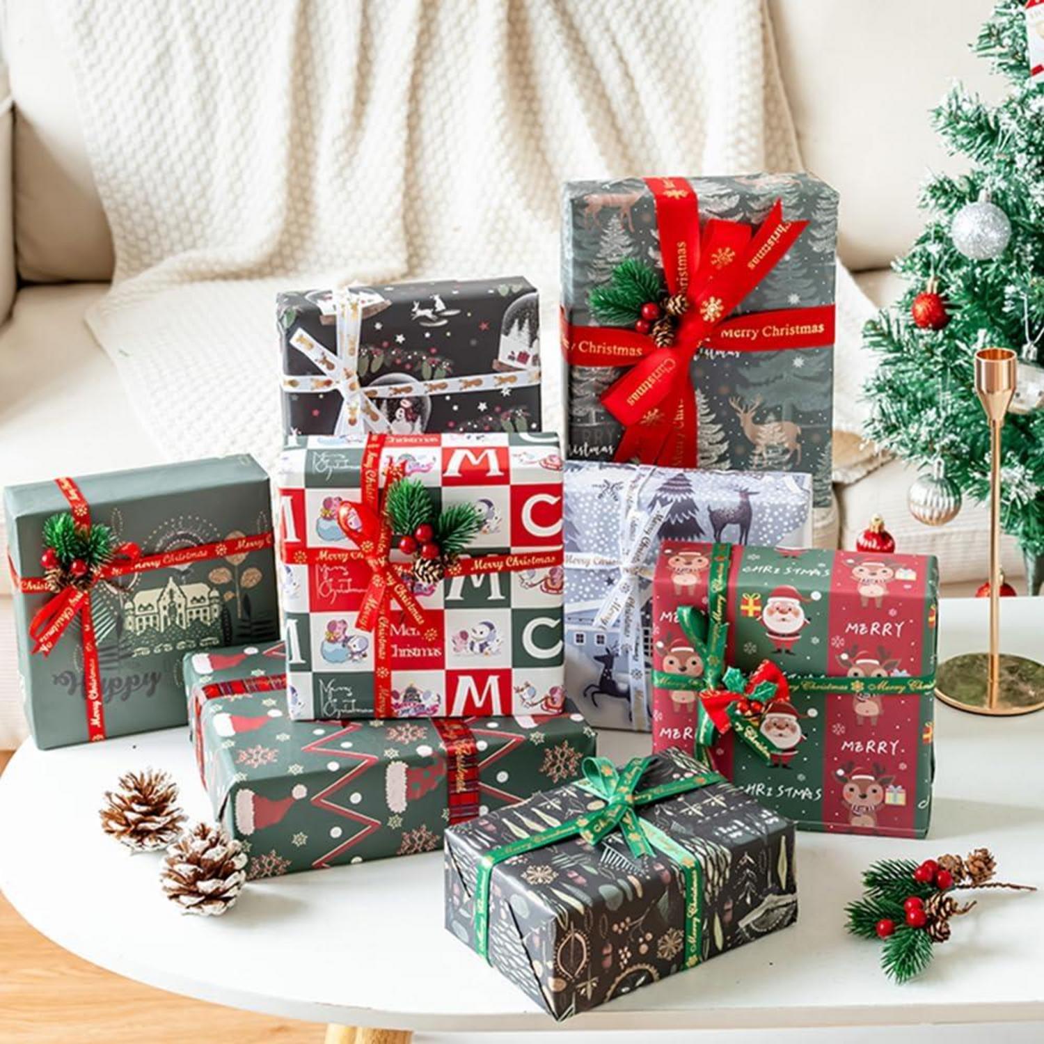 Weihnachtsgeschenkpapier Set mit Zubehör und verschiedenen Designs