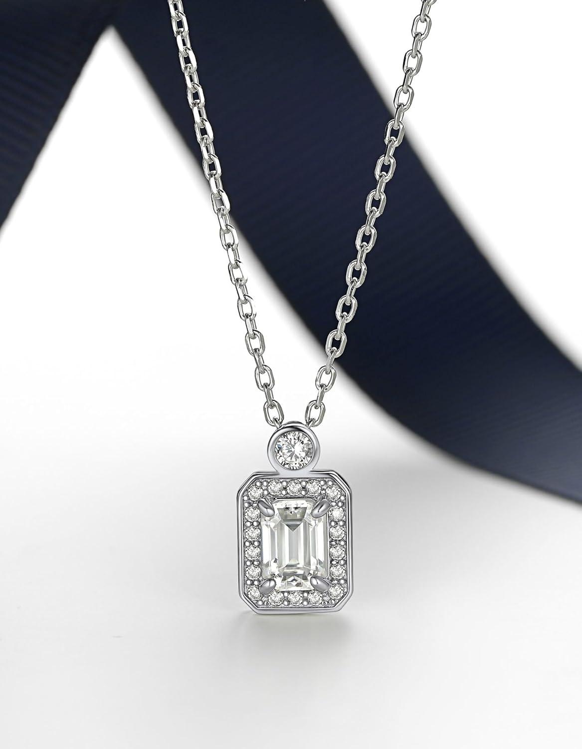 Silberkette Damen 925 mit Moissanite Anhänger 1 Karat funkelnd 18 Moissanite umgeben entzückend versilbert Federverschluss