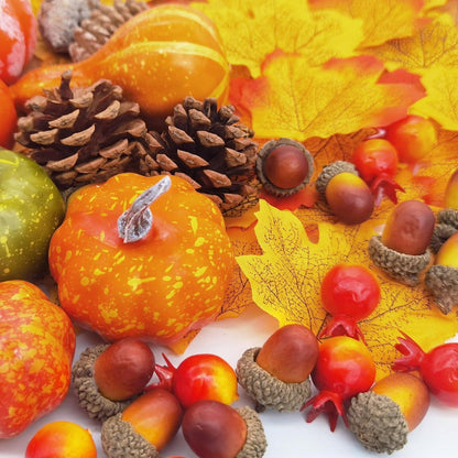 Herbstdeko Set Künstliche Kürbisse Ahornblätter Tannenzapfen Eicheln 96 Stk