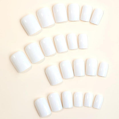 24er Set Milchig Eckige Aufklebe-Nägel mit Bling