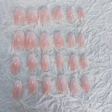 24 Stück Peach Pink Sarg Nägel Mittel Glossy Press on Nails