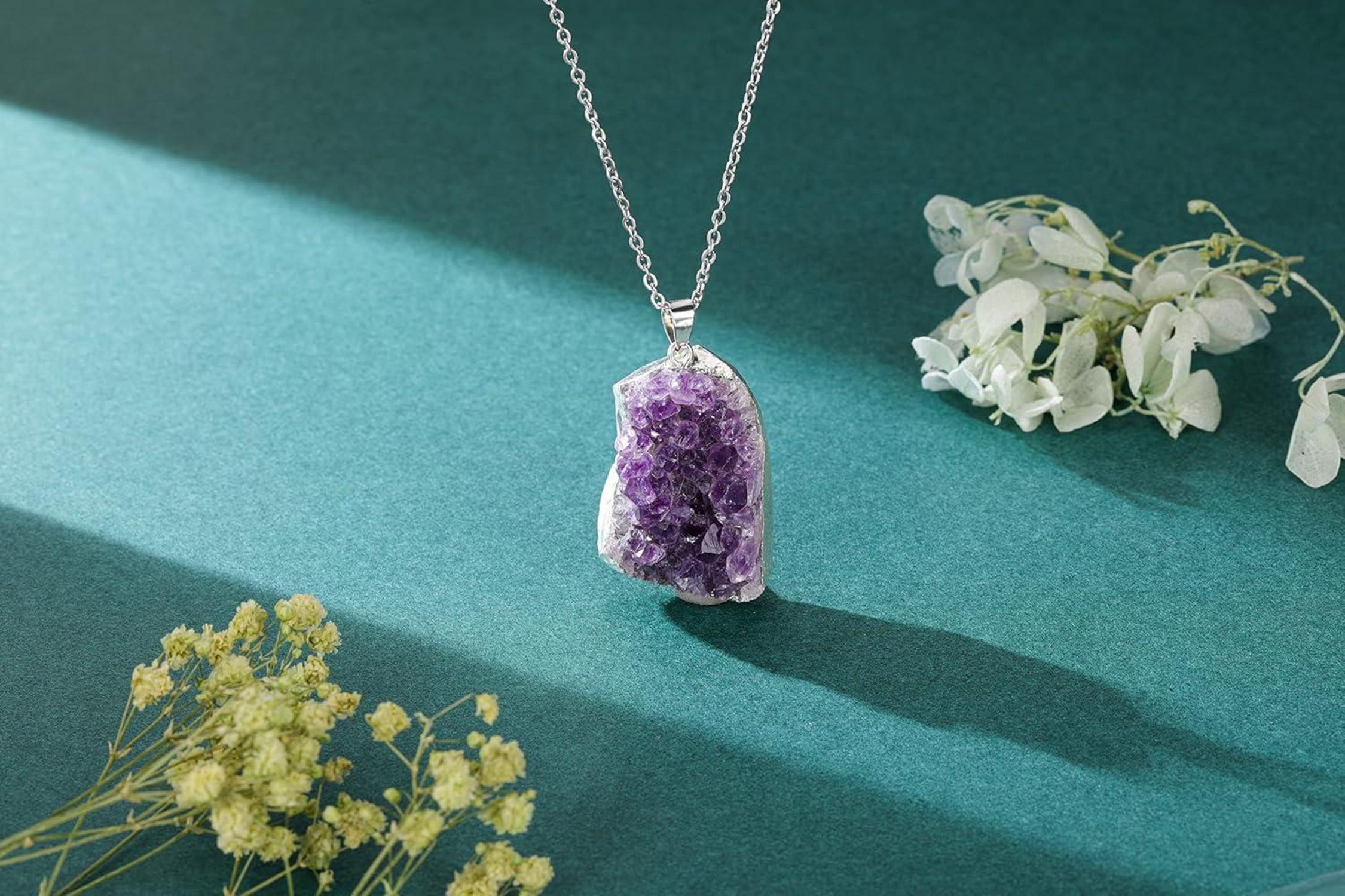 Amethyst Druse Halskette Natürliche Kristallcluster Anhänger Frauen