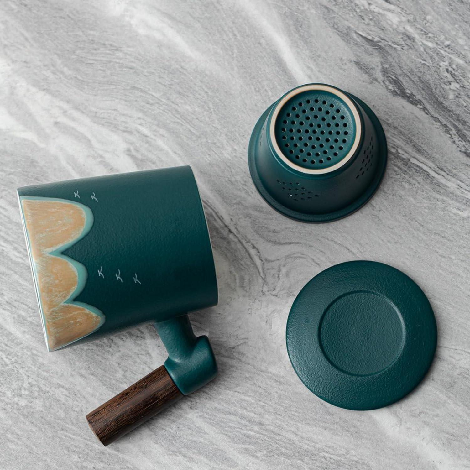 Teebecher mit Deckel 400ml Keramik Sandelholzgriff grün