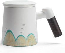 Handgemalter Teebecher aus Keramik mit Sandelholzgriff und Deckel