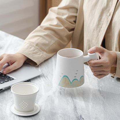 Handgemalter Teebecher aus Keramik mit Deckel und Holzgriff 400ml