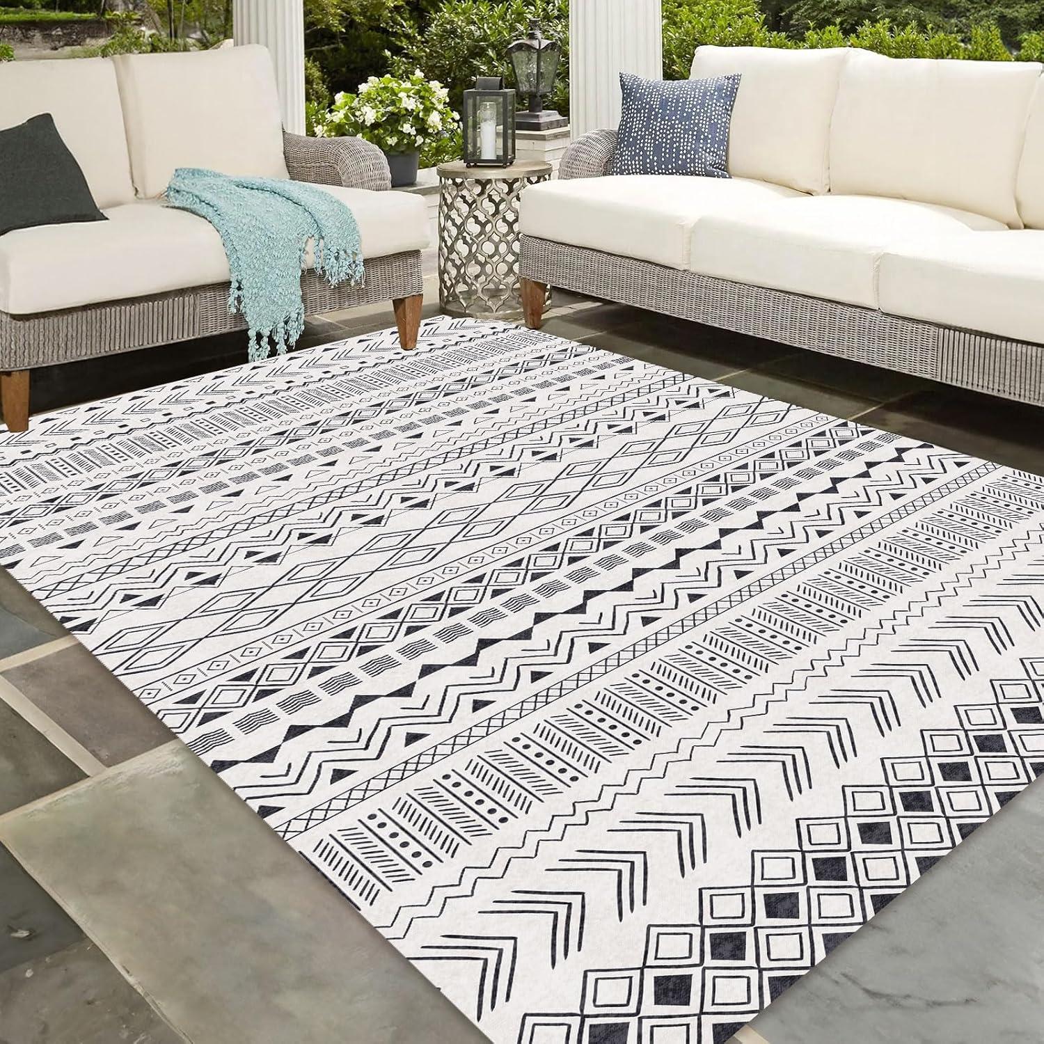 Modernes Outdoor Teppich 200x300 Schwarz Vintage-Optik Geometrischer