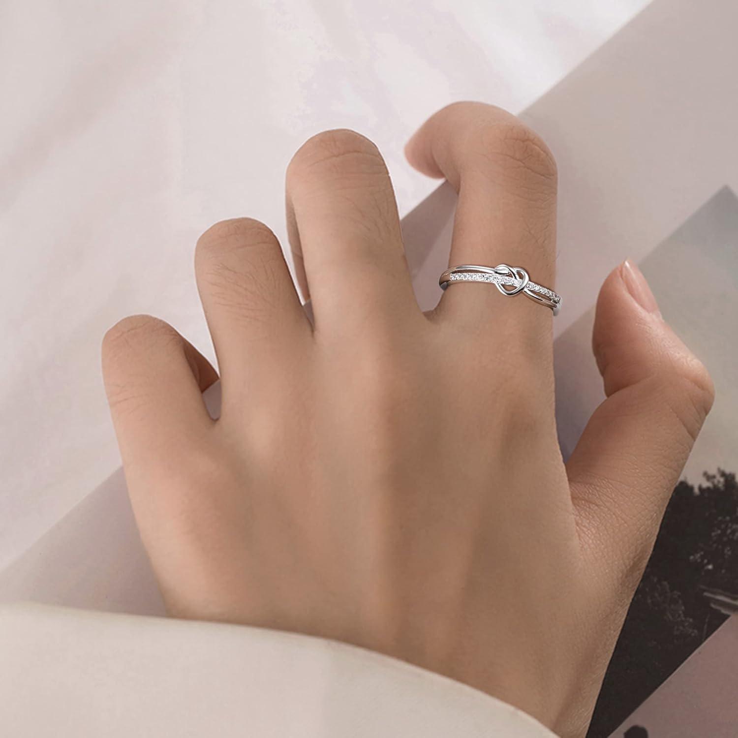 Adramata 925 Sterling Silber Ring für Damen, Zirkonia Verlobungsring
