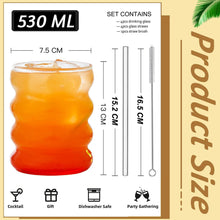 Gerippte Trinkgläser mit Glasstrohhalmen 4er Set 530ml