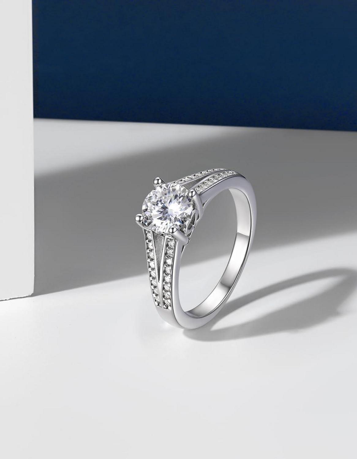 MomentWish Verlobungsring Damen 1 Karat Moissanite 925 Silber Geschenk Versprechen