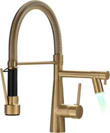 LED Wasserhahn Küche Gebürstetes Gold Schloss Ausziehbar
