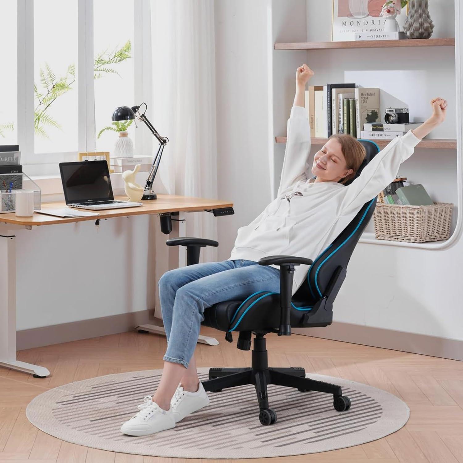 Ergonomischer Gaming Stuhl mit hoher Rückenlehne, verstellbaren Kissen, 150kg